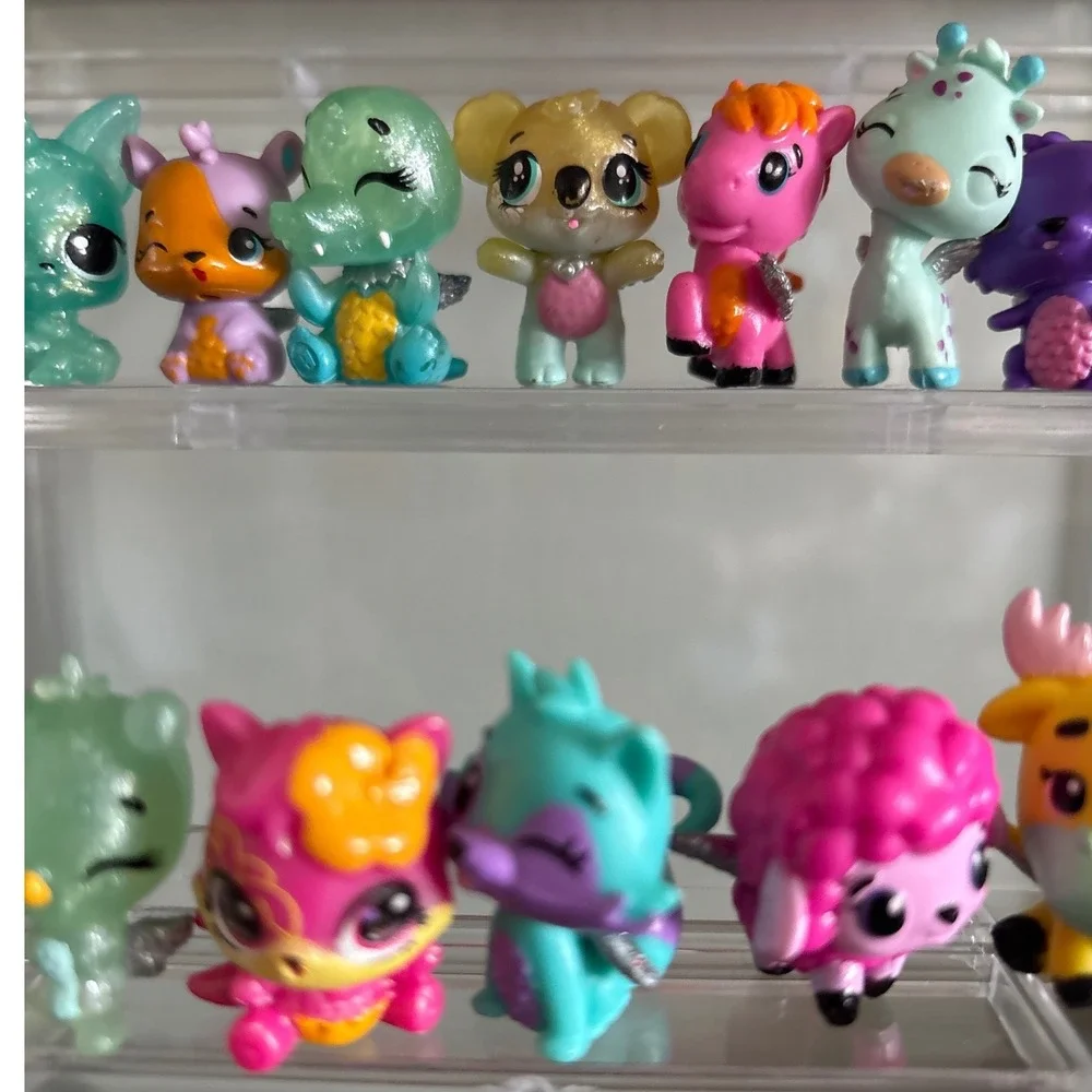 Hatchimals CollEGGtibles Lot of 30‎ Mixed Series Mini Figures Glitter Wings Rare